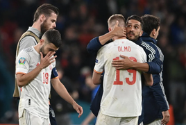 EURO 2020: Tiền đạo kém cỏi, Tây Ban Nha sụp đổ trước Italy