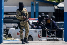 Nổ súng tại lễ tang cố Tổng thống Haiti