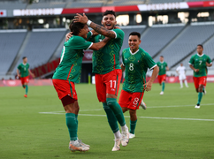 Mexico thắng 4-1 trước Pháp ở Olympic Tokyo