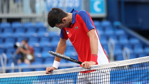 Djokovic thất bại, bỏ cuộc, trắng tay rời Olympic Tokyo 2020