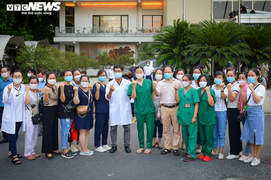 Ảnh: Đường phố TP.HCM đông đúc trước giờ siết chặt giãn cách xã hội