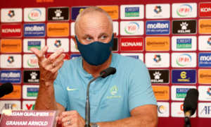 HLV Graham Arnold: 'Tuyển Việt Nam gây nhiều khó khăn cho Australia' 