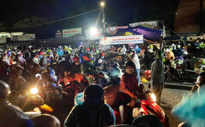 Đón người dân về quê: Nhiều tỉnh bố trí đưa đón bằng máy bay, hỗ trợ tiền