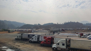 Lạng Sơn tiếp tục dừng nhận xe chở hoa quả tươi lên cửa khẩu