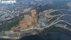 Sạt lở gần thủy điện Hòa Bình: EVN 'đảm bảo an toàn', chuyên gia vẫn lo ngại