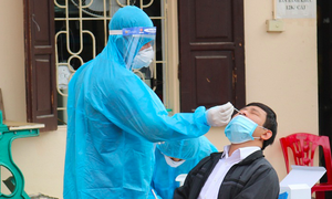 Ca COVID-19 tăng cao, Hà Nội điều trị F0 tại nhà thế nào?