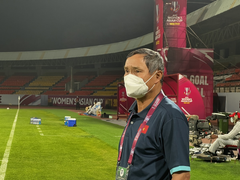 Tuyển nữ Việt Nam thua Hàn Quốc 0-3, HLV Mai Đức Chung bất ngờ