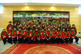 Chủ tịch UBND TP.HCM: 'Bóng đá nữ Việt Nam cần được quan tâm, đầu tư bình đẳng' 