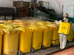 Uống Molnupiravir trước hay sau ăn?