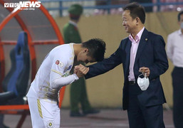 Hà Nội FC chính thức chia tay Quang Hải