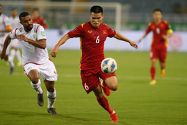 HLV Park Hang Seo: 'Muốn thi đấu, cầu thủ trẻ phải tự chứng tỏ mình'