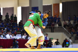 Nhà vô địch kurash SEA Games 31 tập Muay cùng chồng khi bị cách ly