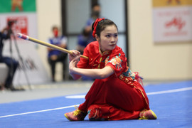 VĐV Wushu Đặng Tiểu Bình bật khóc, dành tặng huy chương SEA Games cho mẹ