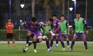 U23 Việt Nam tập buổi đầu tiên tại UAE