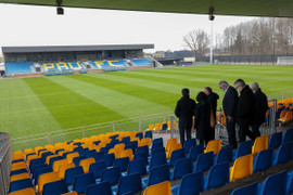 Giải Pháp toàn cầu thủ cao lớn, Quang Hải đối phó thế nào?