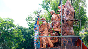 Video: Đồng đội nghiêng mình tiễn đưa 3 cảnh sát PCCC hy sinh