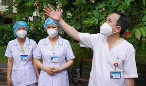 Chữa vết thương lòng cho trẻ mồ côi sau đại dịch COVID-19 