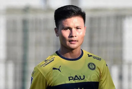 BLV Quang Huy: Quang Hải thi đấu thoải mái, có tương lai tươi sáng tại Pau FC