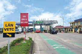 Ngày đầu buộc thu phí không dừng, cao tốc TP.HCM-Long Thành-Dầu Giây ùn ứ nhẹ 