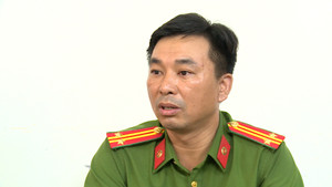 Video: Đồng đội nghiêng mình tiễn đưa 3 cảnh sát PCCC hy sinh