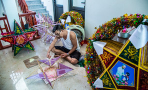 Ảnh: Biển người đổ ra đường đón Tết Trung thu ở Hà Nội