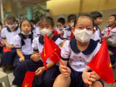 Giáo dục tuần qua: Trường dự chi quỹ nửa tỷ, 28 học sinh ngộ độc ngày Trung thu