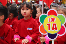 Hình ảnh 'cúng bái tại lễ khai giảng' ở Đắk Lắk gây xôn xao: Nhà trường nói gì?