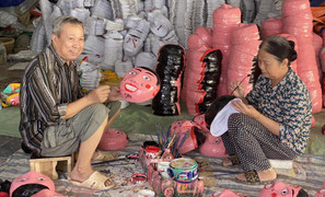 Ảnh: Biển người đổ ra đường đón Tết Trung thu ở Hà Nội