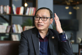 Rao bán công khai vũ khí trên mạng, vì sao khó xử lý hình sự? 