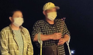 Chi 5 tỉ dàn xếp vụ 'giao con chữa bệnh, nhận hũ tro cốt': Bố nạn nhân nói gì?