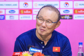 Ghi bàn sau 5 năm, Văn Toàn được đồng đội tặng màn ăn mừng đặc biệt