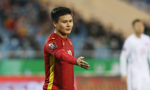 Ghi bàn sau 5 năm, Văn Toàn được đồng đội tặng màn ăn mừng đặc biệt