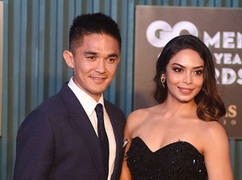 Ghi bàn sau 5 năm, Văn Toàn được đồng đội tặng màn ăn mừng đặc biệt