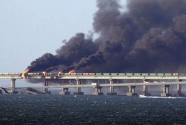 Tổng thống Putin tuyên bố đáp trả mạnh mẽ vụ tấn công cầu Crimea