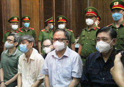 Bán rẻ đất cho Quốc Cường Gia Lai: Cựu TGĐ Công ty Tân Thuận lãnh 13 năm tù