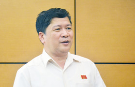 Chất vấn Quốc hội: 'Bộ trưởng cần có trách nhiệm với lời hứa trước Nhân dân'