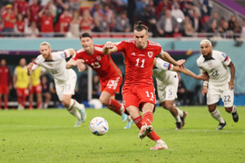Trực tiếp bóng đá Mỹ 1-1 Xứ Wales: Gareth Bale gỡ hòa