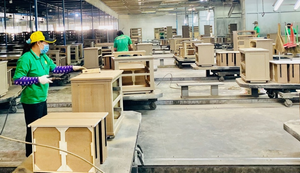 Doanh nghiệp tìm mọi cách cứu công nhân khỏi cảnh thất nghiệp