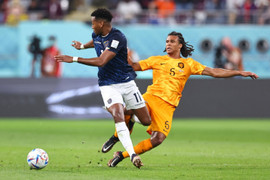 Chật vật hòa Ecuador, Hà Lan chưa chắc suất đi tiếp