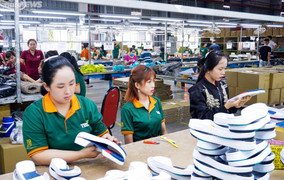 Doanh nghiệp tìm mọi cách cứu công nhân khỏi cảnh thất nghiệp