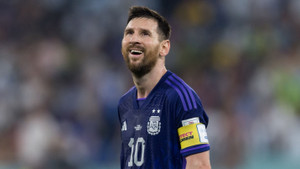 Messi: Maradona rất hạnh phúc