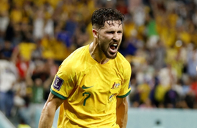 Hạ Đan Mạch, Australia vượt qua vòng bảng World Cup 2022
