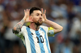 Messi đóng vai phản diện, sức mạnh của Argentina càng đáng sợ