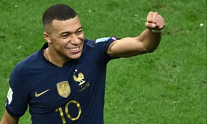 Kylian Mbappe trở thành cầu thủ đắt giá nhất thế giới