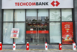 Ngân hàng Nhà nước rút tiền đầu năm, lãi suất qua đêm tăng vọt