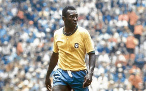 Pele: Định nghĩa một huyền thoại bóng đá