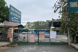 Ô tô từ Hà Nội dồn về, các trung tâm đăng kiểm ở Bắc Ninh quá tải