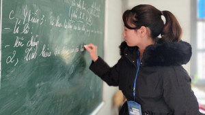 Thưởng Tết giáo viên: Nơi không có gì, nơi không đủ tiền tàu xe