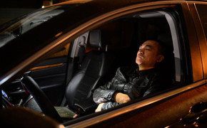 Ô tô từ Hà Nội dồn về, các trung tâm đăng kiểm ở Bắc Ninh quá tải