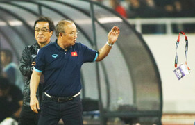 Trọn vẹn cảm xúc của HLV Park Hang Seo trong ngày chia tay tuyển Việt Nam